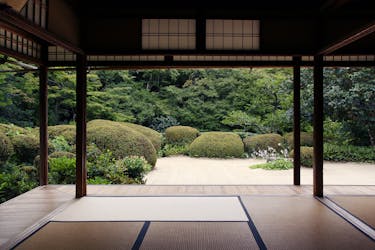 Tour de meditación zen y templo del jardín en Kioto
